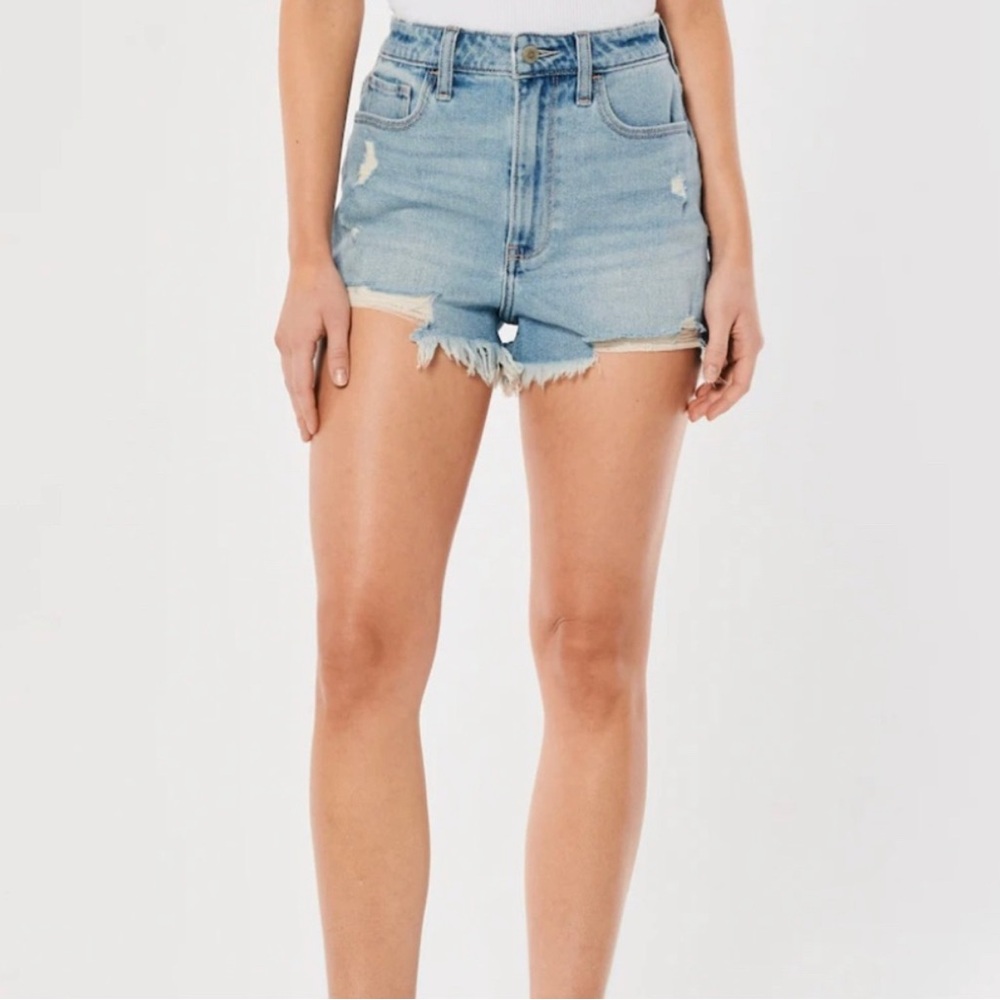 Hollister Ultra High-rise Mom Short